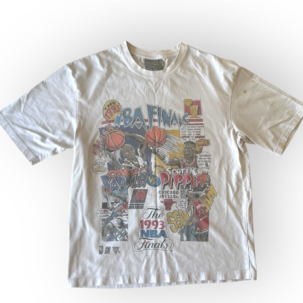 Vintage 1993 NBA Finals Pippen Barkley Chicago Bulls Graphic Tee